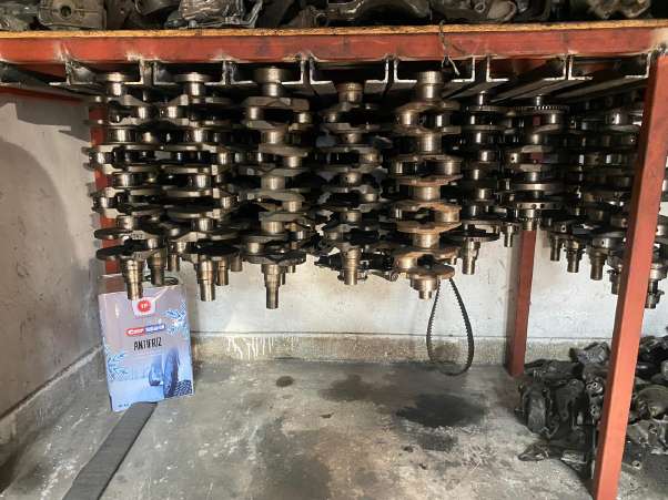 FORD FİESTA KRANK MİLİ ÇIKMA ORJİNAL